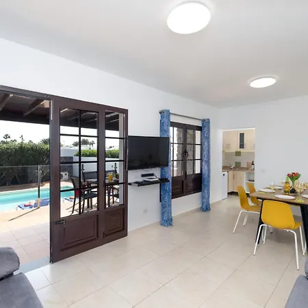 Stephanie فيلة *